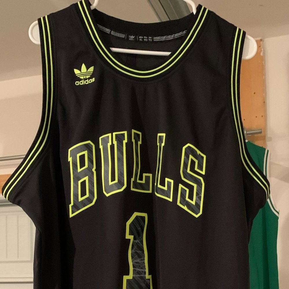 CHICAGO BULLS #1 ROSE ADIDAS ADULT SIZE XL JERSEY